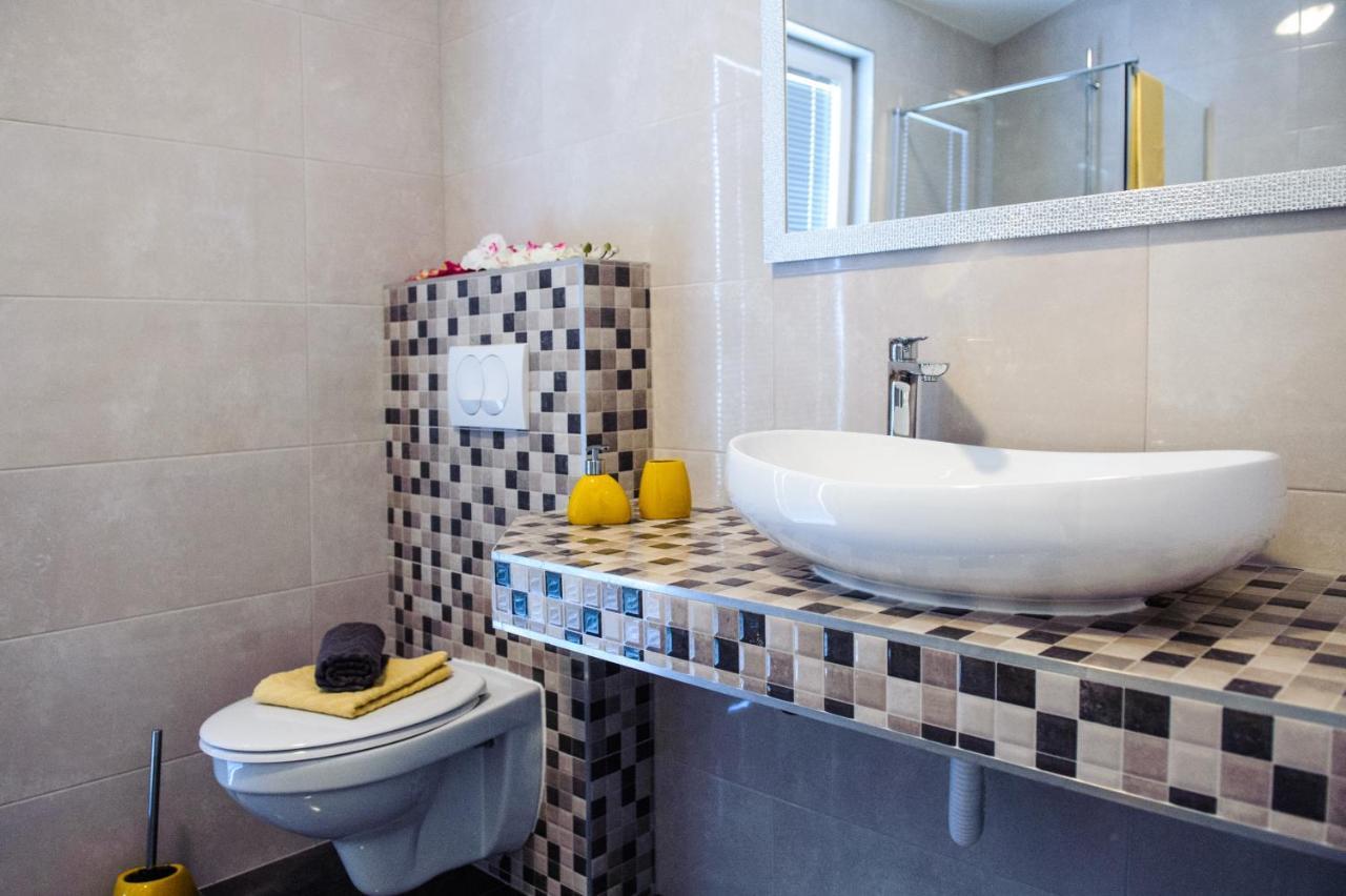 Apartman Sunny Vacay Каштела Экстерьер фото