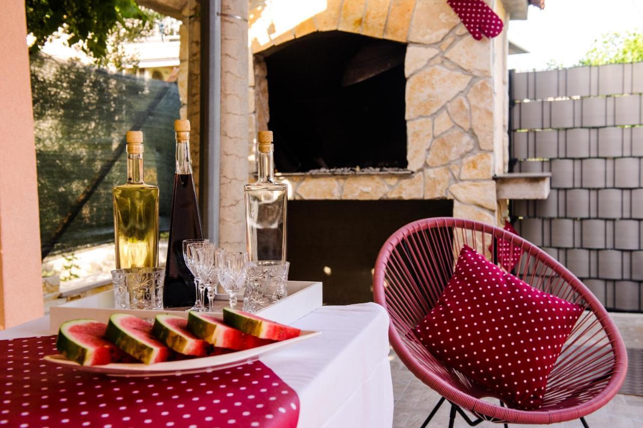 Apartman Sunny Vacay Каштела Экстерьер фото