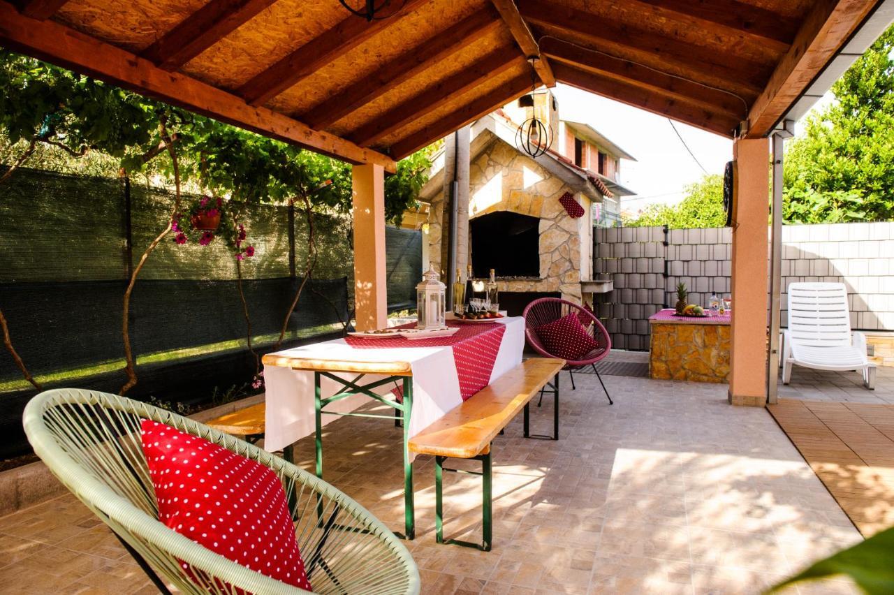 Apartman Sunny Vacay Каштела Экстерьер фото