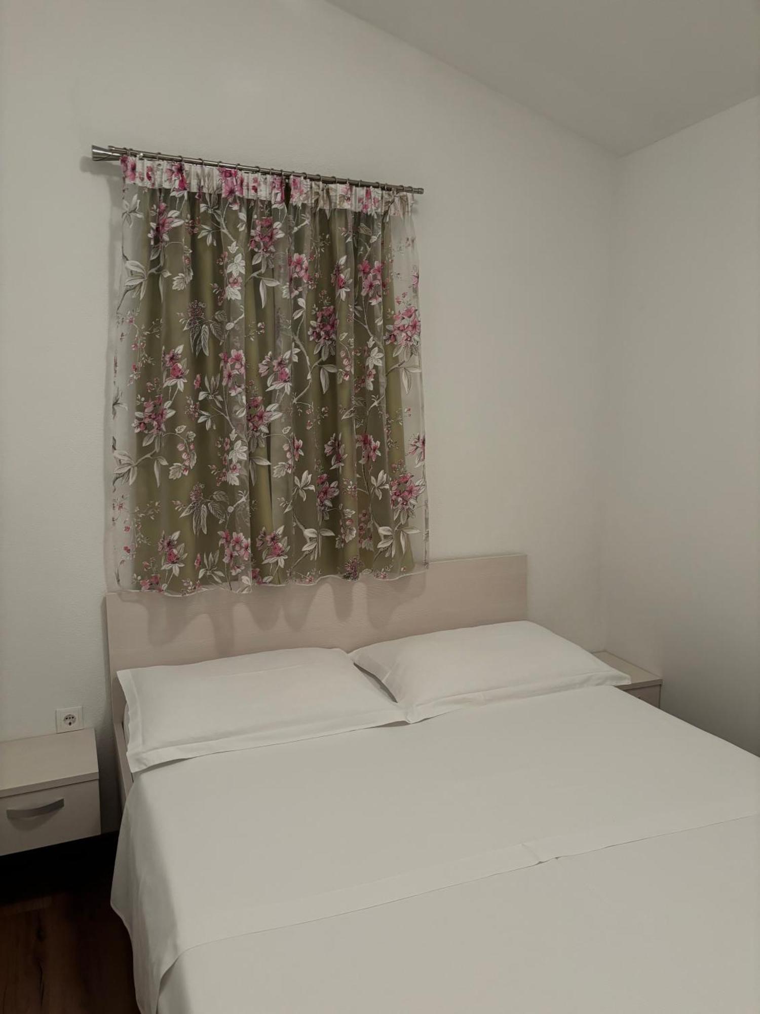 Apartman Sunny Vacay Каштела Экстерьер фото