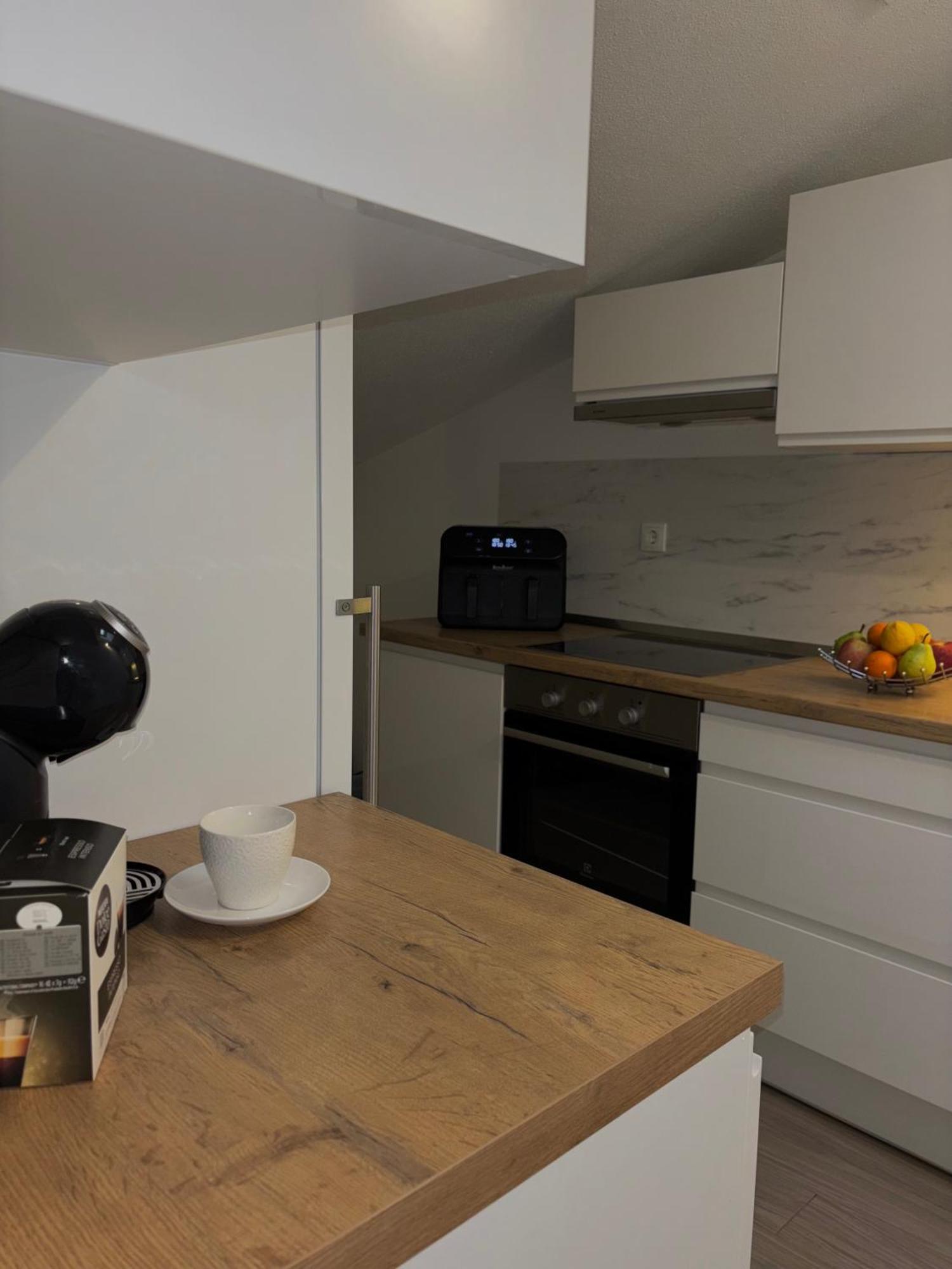 Apartman Sunny Vacay Каштела Экстерьер фото