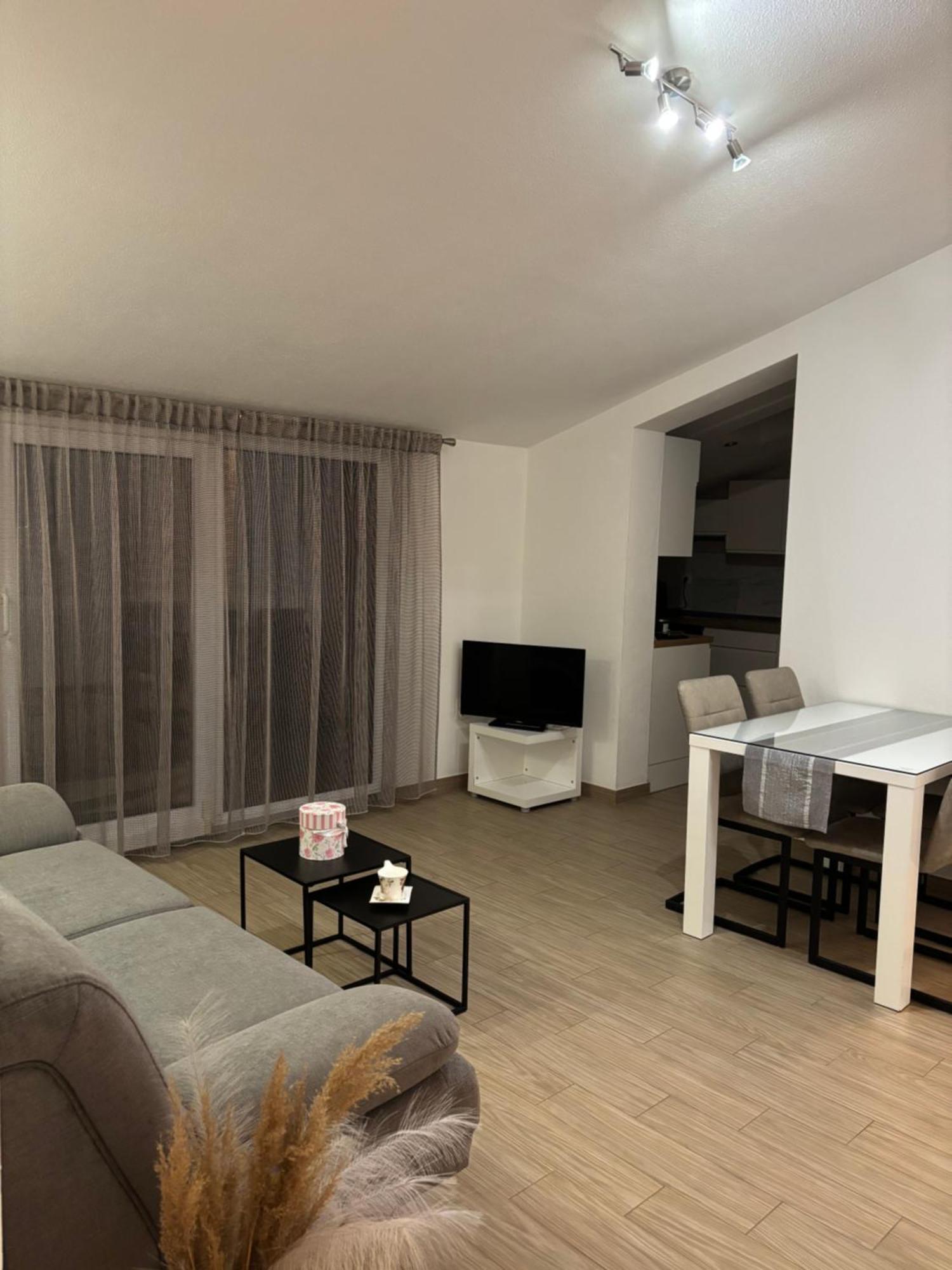 Apartman Sunny Vacay Каштела Экстерьер фото